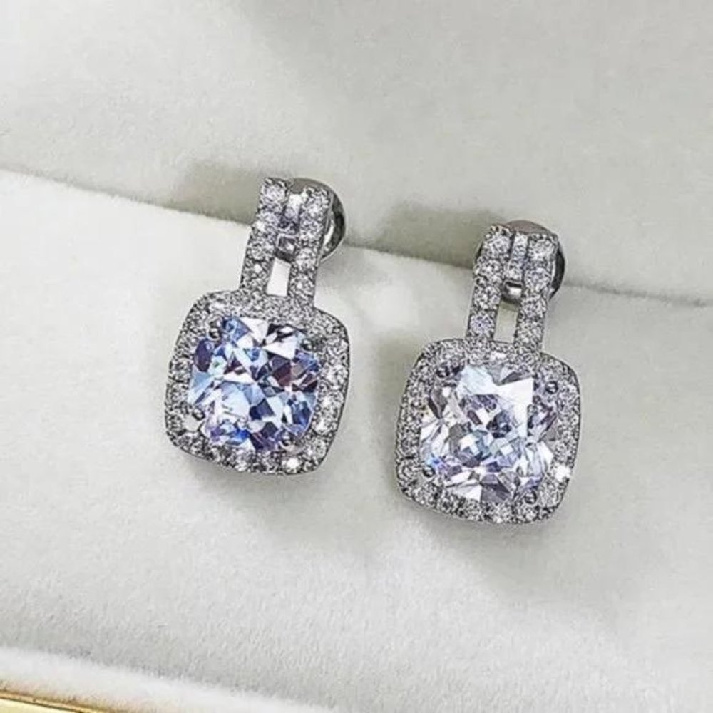 NEW STERLING SILVER DIAMOND SQUARE EARRINGS, BEAUTIFUL EARRINGS, CUTE EARRINGS. - Picture 2 of 4